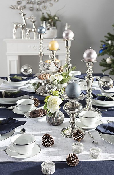 Weihnachtstafel im Glamourstil Weihnachtstafel im Glamourstil