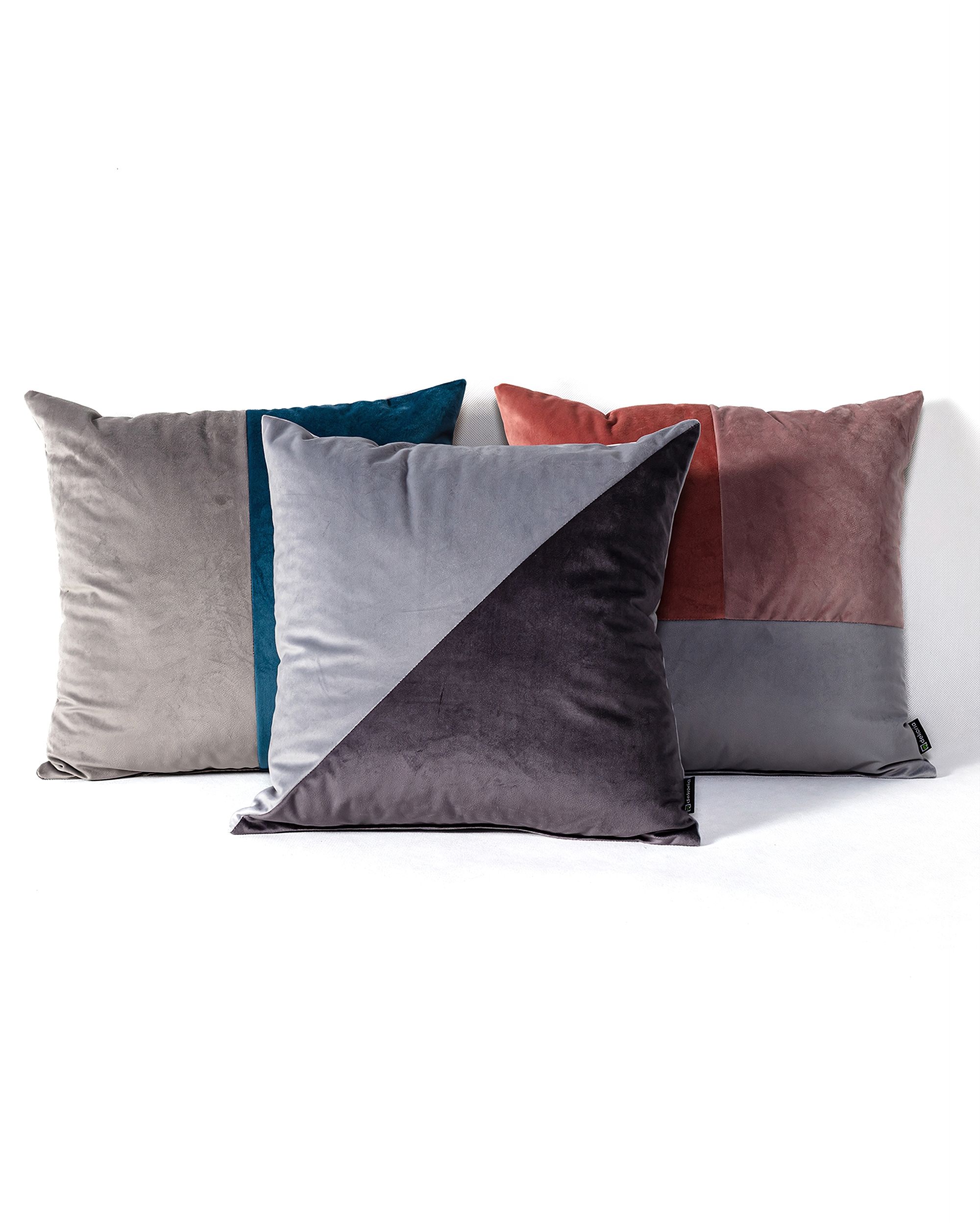 Kétszínű patchwork párna szürke és grafit színekben, négyzet alakú (hover)