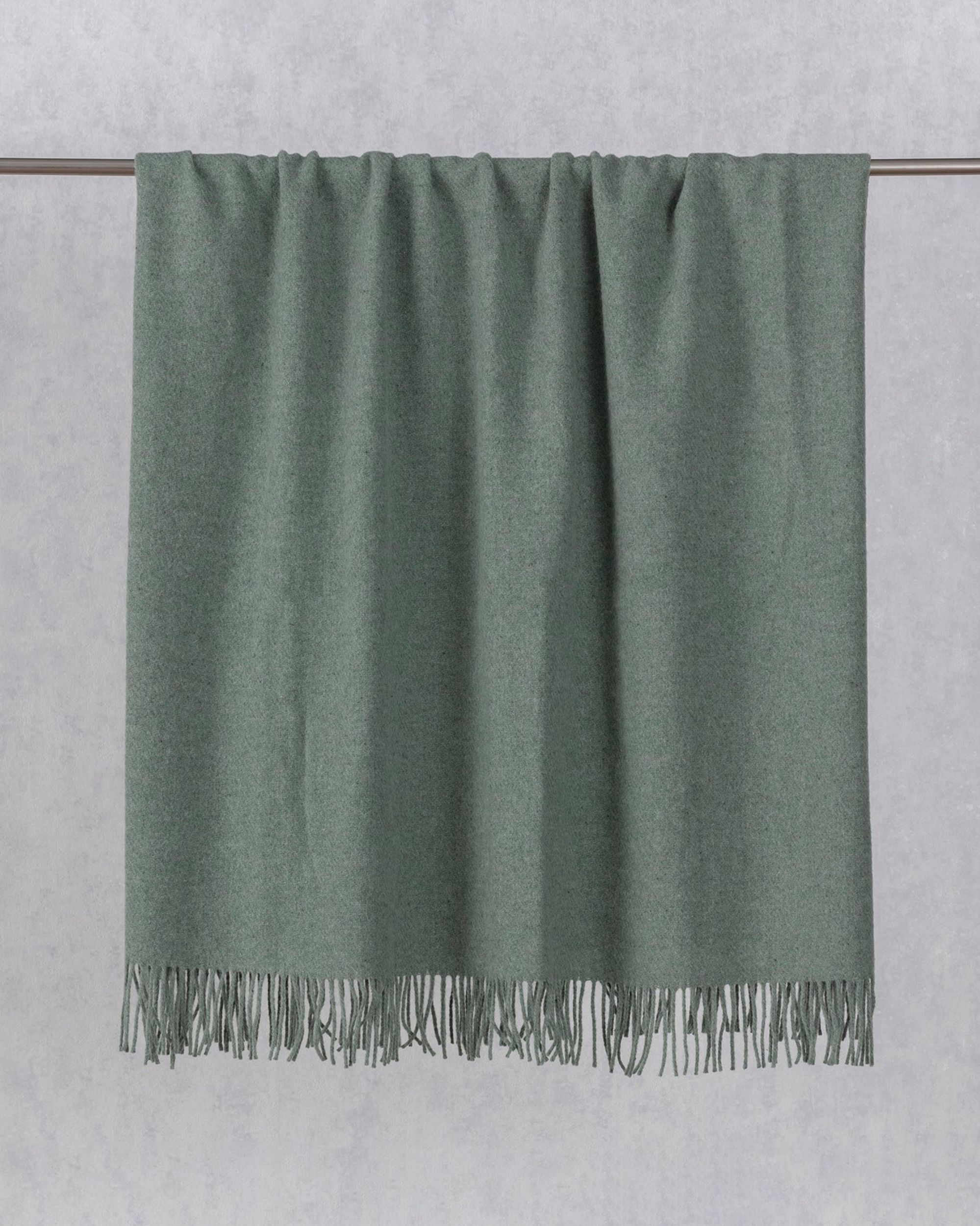 Zelandia pléd 140x200cm melange füstös zöld (hover)