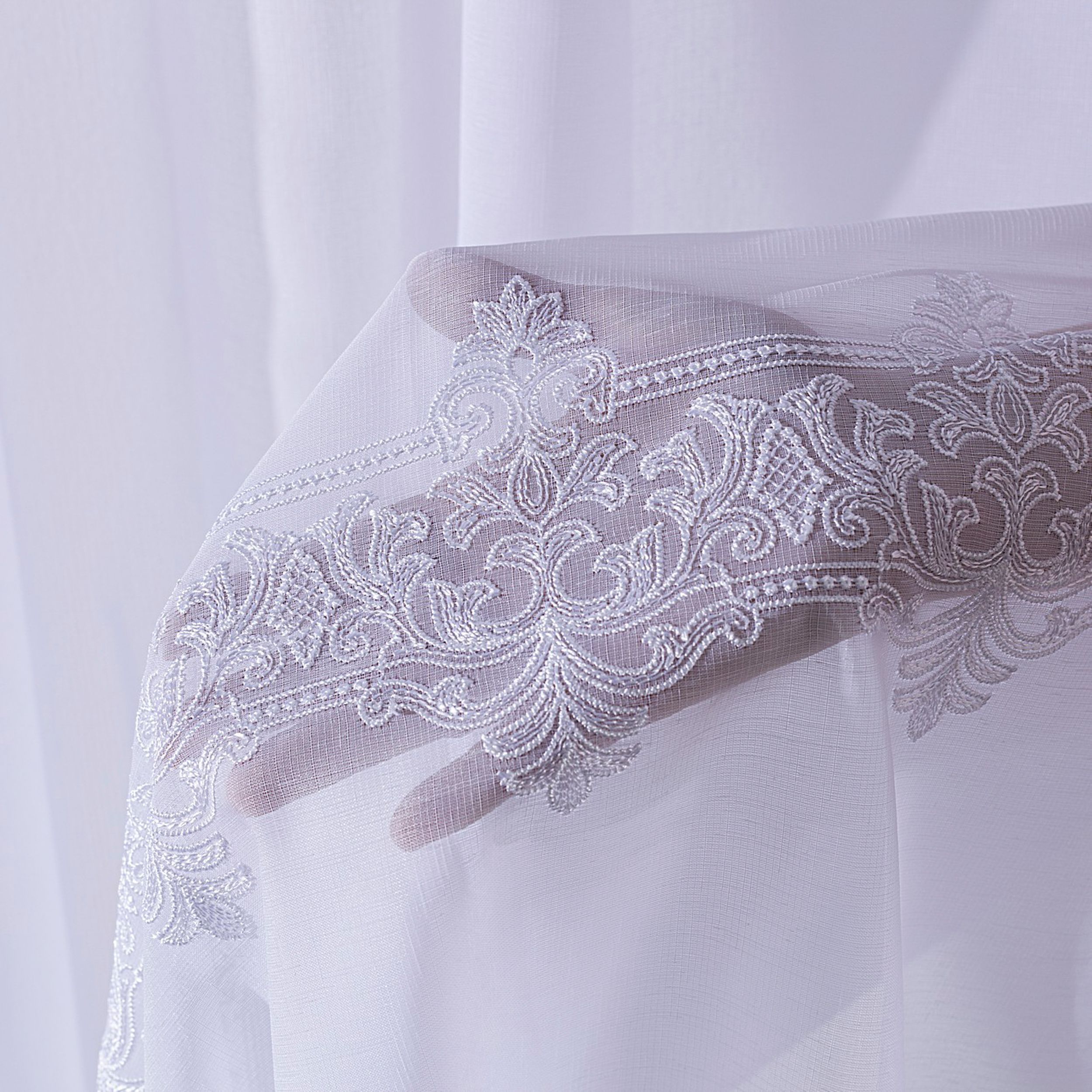 Voile Fényáteresztő 186-36 fehér